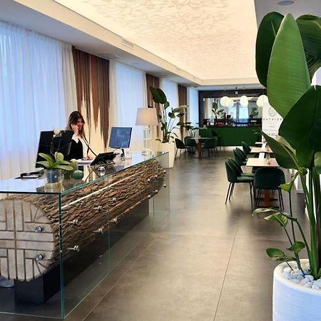 Outside Boutique Hotel Foggia Exterior foto