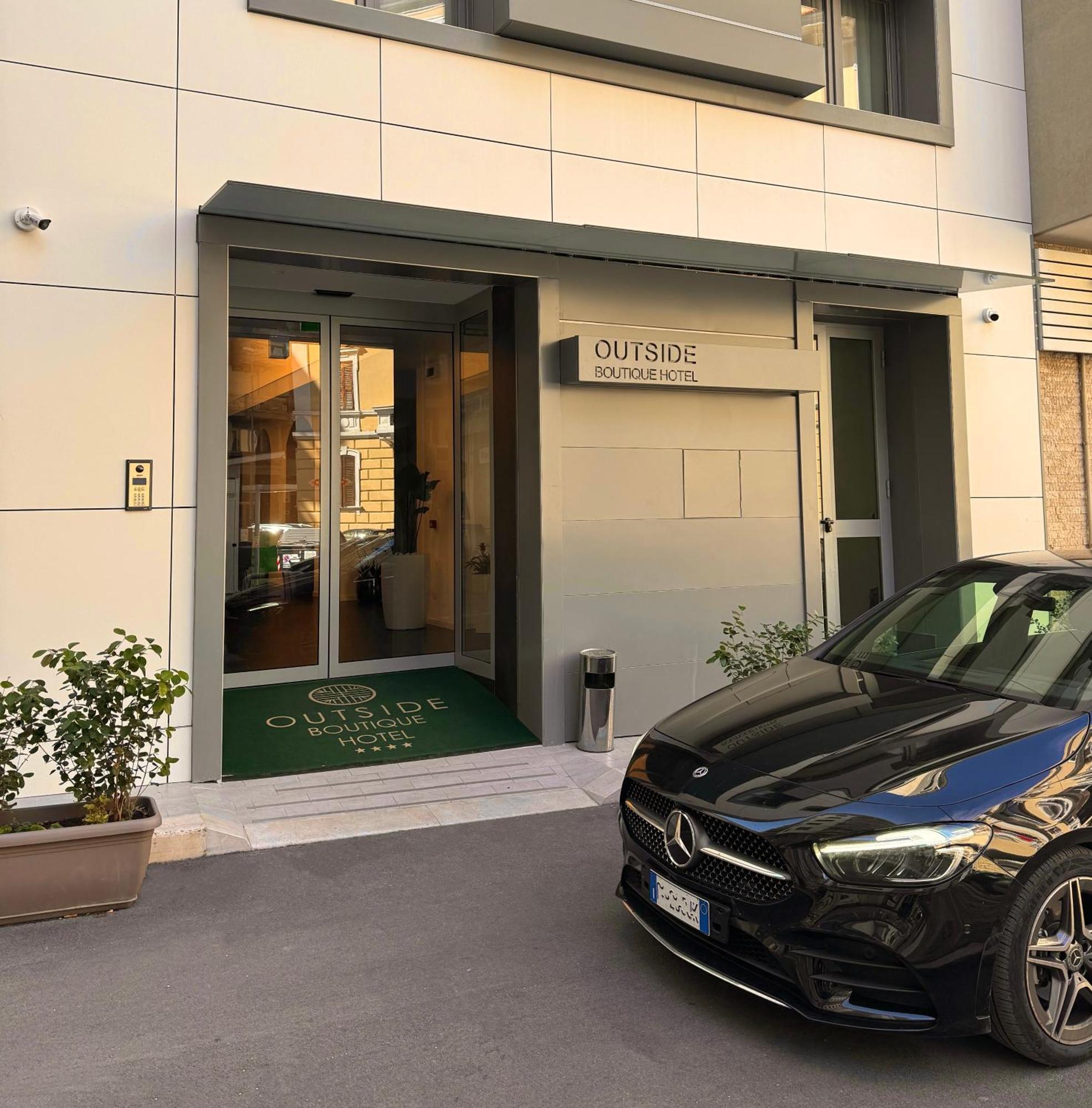 Outside Boutique Hotel Foggia Exterior foto