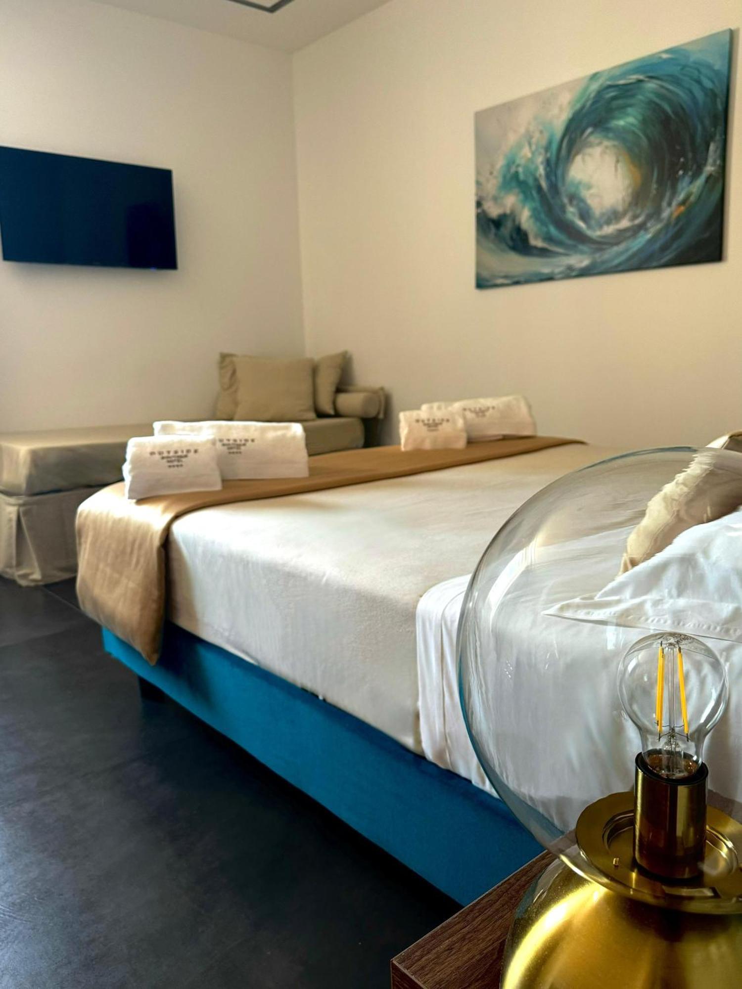 Outside Boutique Hotel Foggia Exterior foto